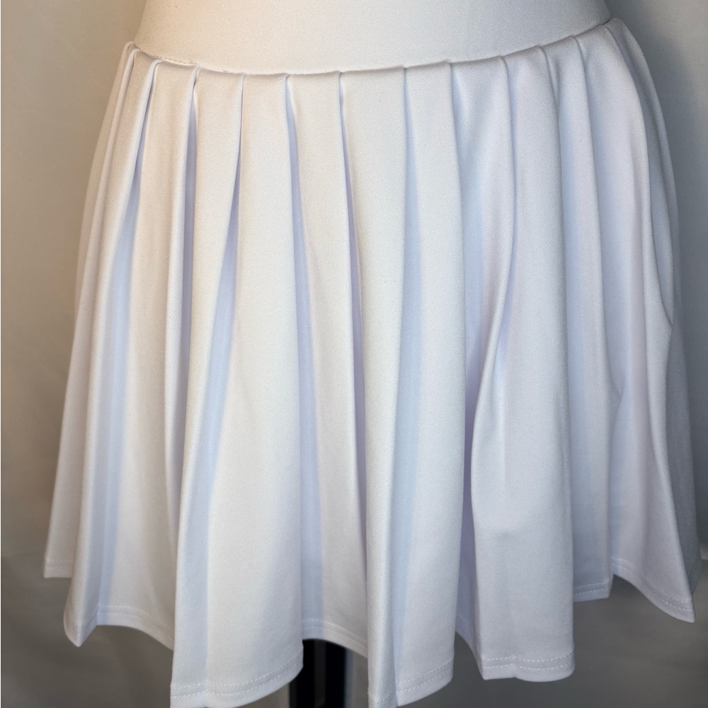 Chic White Skater Skirt